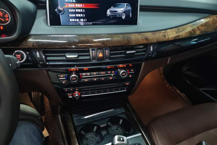 Used BMW X5 2017 xDrive28i
