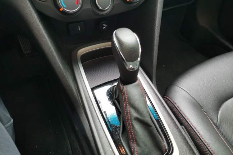 Used Chevrolet Monza 2022 Light Hybrid Redline 320T Dual-Clutch Thrilling Edition