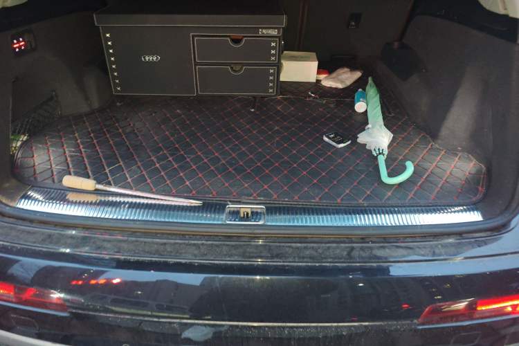 Used Audi Q7 2018 40 TFSI Comfort Model