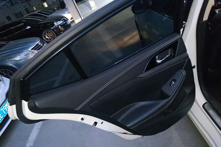 Used Nissan Maxima 2016 2.5L XL Luxury Edition
