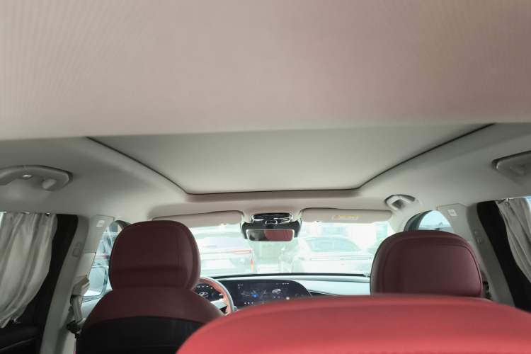 Used EXEED Stellar 2023 400T Two-Wheel Drive Comfort Flyfish Edition