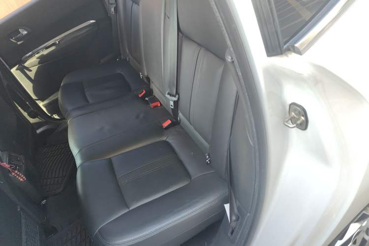 Used Peugeot 3008 2015 1.6THP Automatic Prestige Edition Left Rear Seat