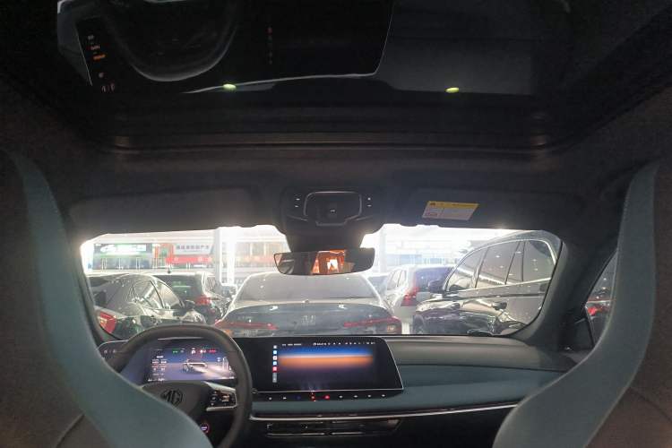 Used MG 7 2025 2.0T 405 AT Luxury Edition