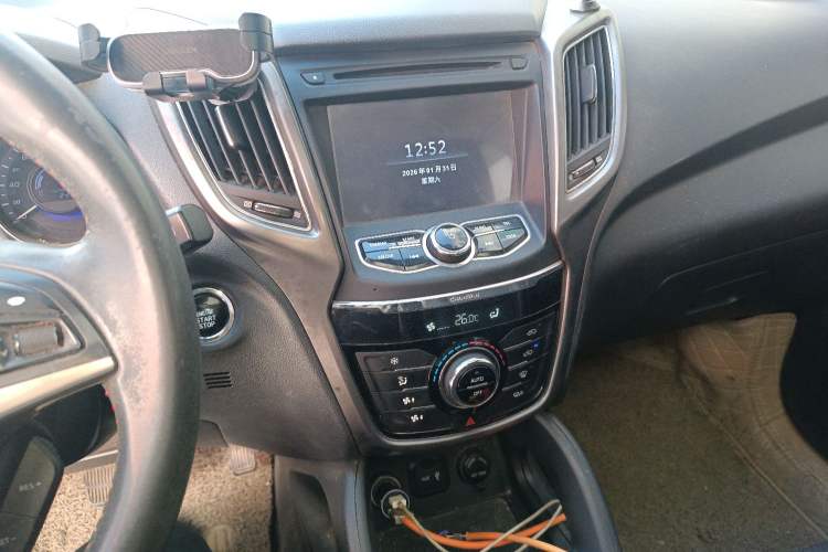 Used Changan CS75 2014 1.8T Automatic Prestige Model China IV Standard