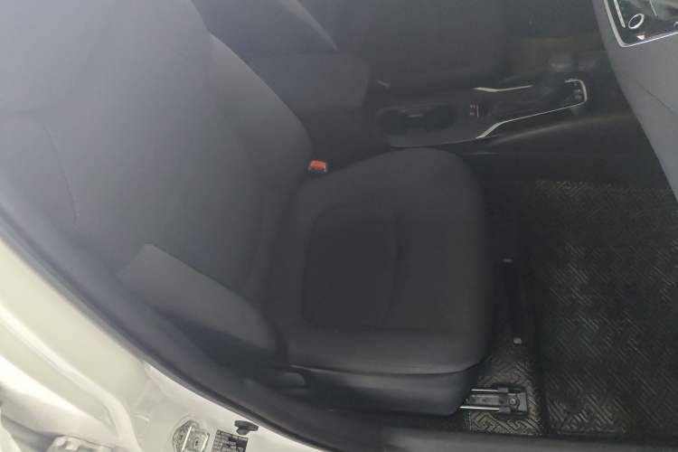 Used Toyota Corolla 2019 1.2T S-CVT GL-i Elite Edition Right Front Seat