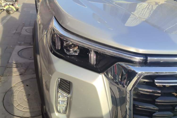 Used CHANGAN Lantop 2023 2.0T Automatic 4x4 Gasoline Flagship Standard Cab