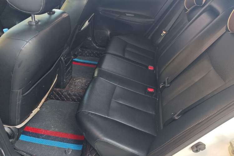 Used Nissan Sylphy 2016 1.6XV CVT Smart Enjoyment Version Left Rear Seat