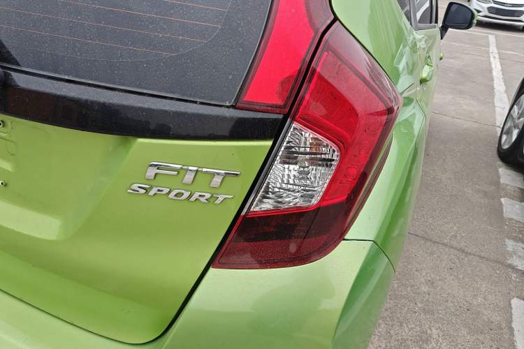 Used Honda Fit 2018 1.5L CVT Trendy Sports Edition
