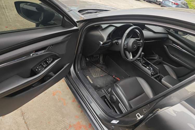 Used Mazda Mazda 3 Axela 2020 2.0L Automatic Zhiya Edition