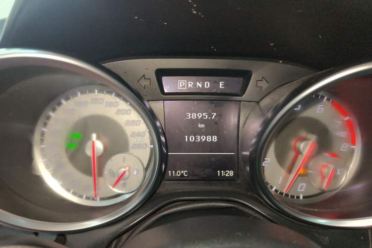 Used Mercedes-Benz SLK-Class 2011 SLK 200 Fashion Model
