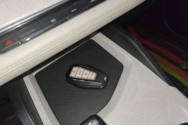 Used Geely Auto Emgrand L HiP 2022 1.5TD-DHT Pro 100KM Super Rui
