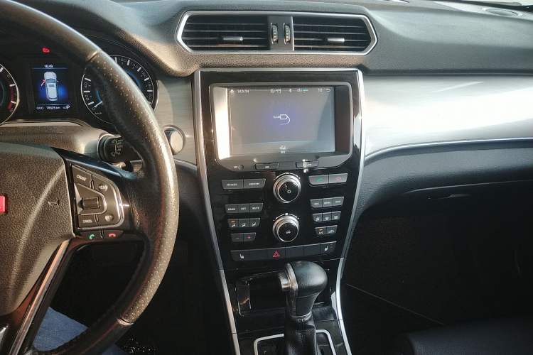 Used Haval H2 2015 1.5T Automatic Two-Wheel Drive Elite Edition