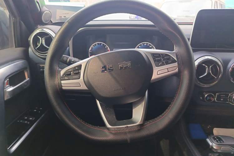 Used BAIC Off-Road BJ40 2020 2.0T Automatic Four-Wheel Drive Urban Hunter Edition Chivalrous Type
