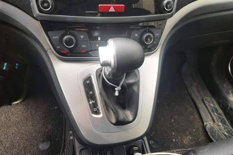 Used Haval M6 2019 1.5T DCT Two-Wheel Drive Elite Version China V Standard