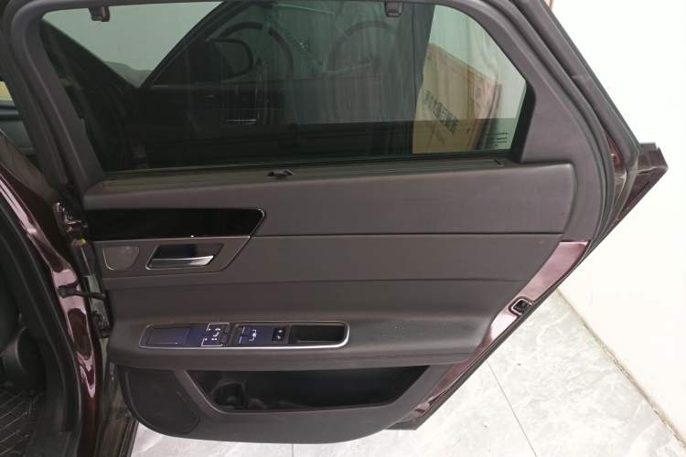 Used Jaguar XFL 2020 XFL 2.0T P200 Two-Wheel-Drive Rally Flag Edition