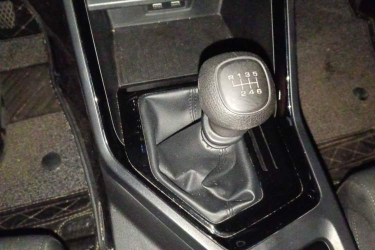 Used Wuling Asta 2021 1.5T Manual Xingyue Edition
