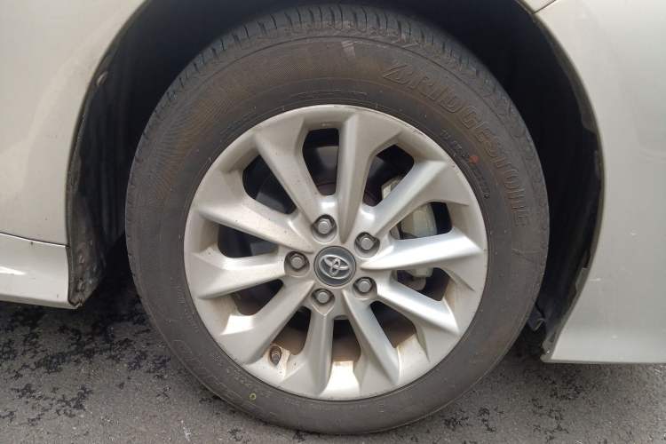 Used Toyota Corolla 2019 1.2T S-CVT GL-i Luxury Edition Right Front Wheel Hub