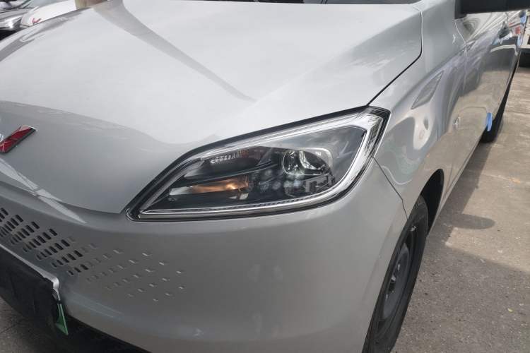 Used Wuling Hongguang New Energy 2025 Extended-Range Hybrid 50 km Standard Version