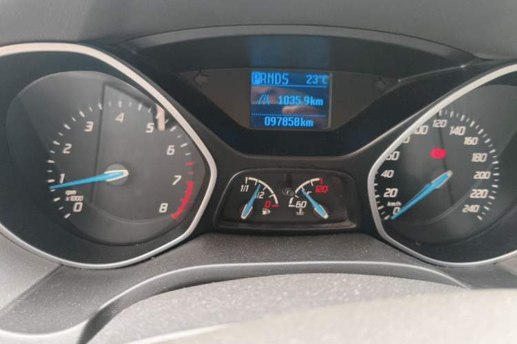 Used Ford Focus 2012 Sedan 1.6L Automatic Comfort Model
