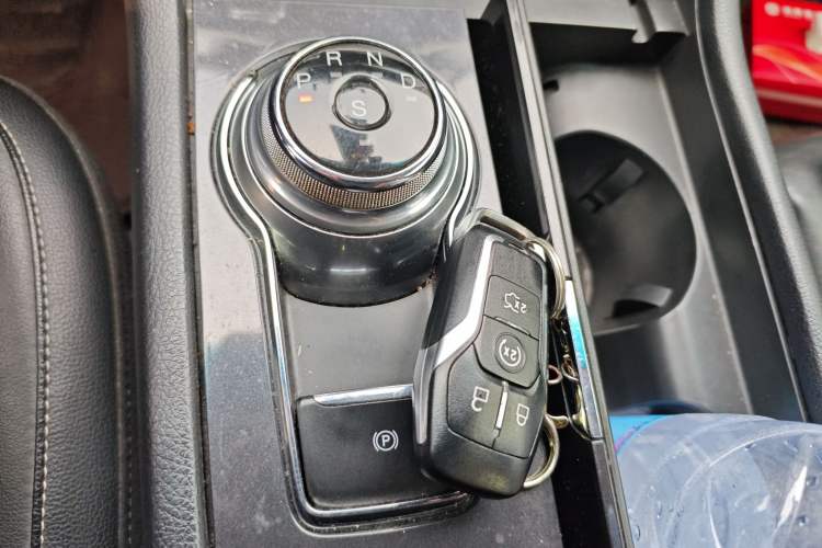 Used Ford Taurus 2017 EcoBoost 245 Fashion Edition
