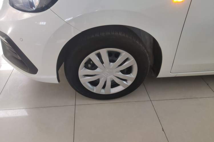 Used Honda Fit 2021 1.5L CVT Trendy Sports Edition Left Front Wheel Hub