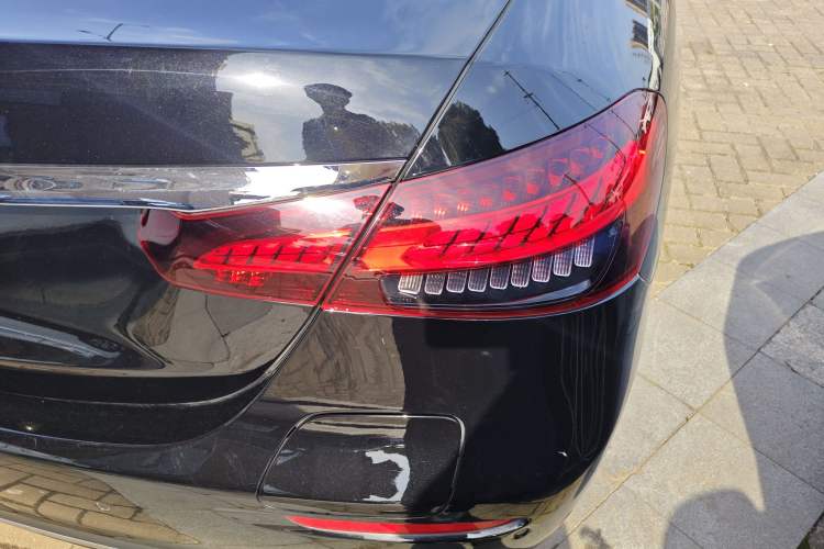 Used Mercedes-Benz E-Class New Energy 2022 Restyled E 350 e L Plug-in Hybrid Sports Sedan