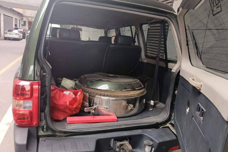 Used Leopaard Q6 2015 2.4L Manual 4x4 Excellence Edition