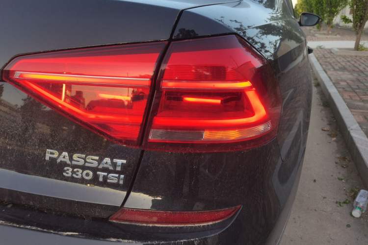 Used Volkswagen Passat 2016 330TSI DSG Luxury Edition