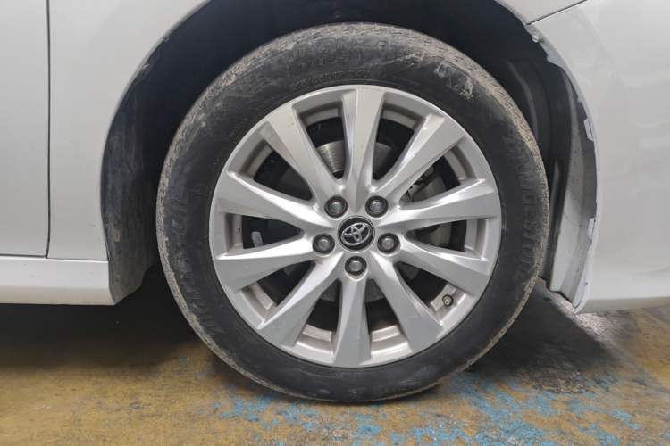 Used Toyota Camry 2019 2.0G Luxury Edition China VI Standard Right Front Wheel Hub