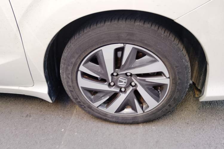 Used Honda Crider 2019 180 Turbo CVT Leading Edition China VI Right Front Wheel Hub