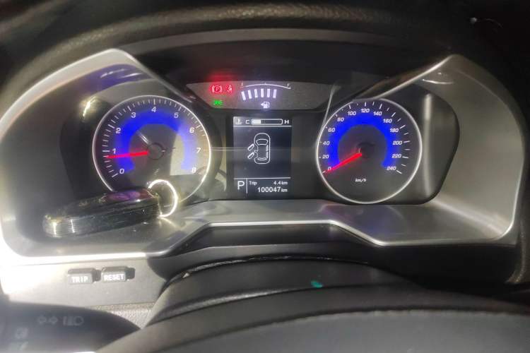 Used Geely Auto Emgrand 2015 Sedan 1.3T CVT Upward Edition Instrument Cluster