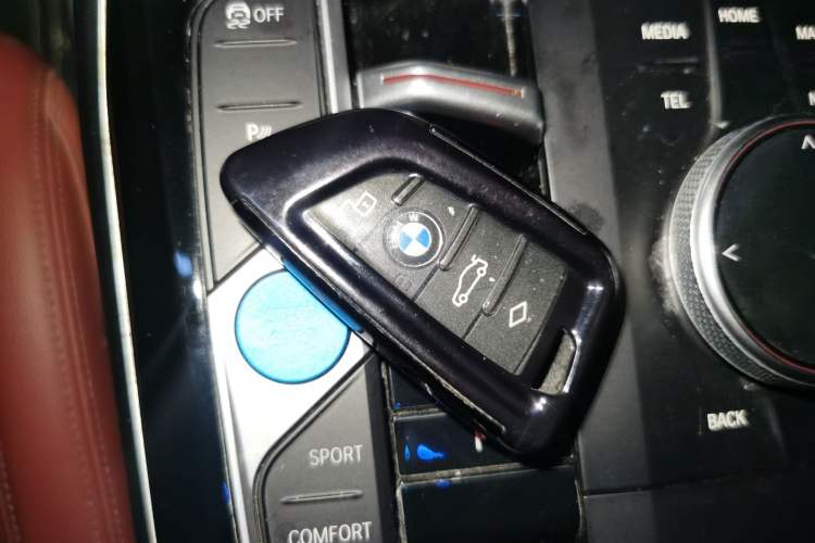 Used BMW i3 2022 eDrive 35 L Vehicle Key