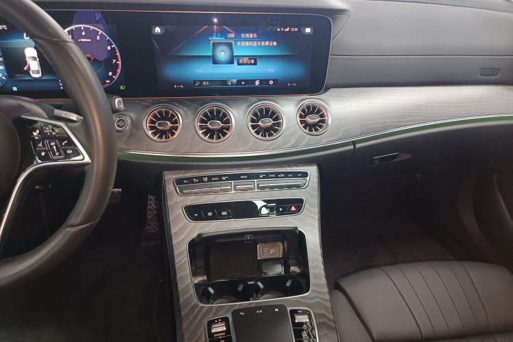 Used Mercedes-Benz CLS 2023-Year Restyled CLS 260