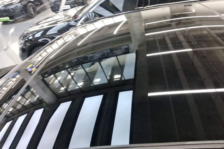 Used Mercedes-Benz E-Class 2023 E 300 L Stylish Model Roof