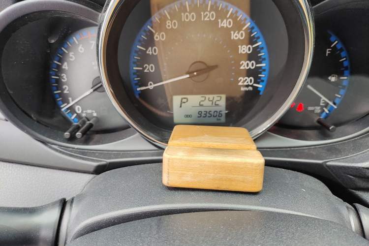 Used Toyota Vios 2019 1.5L CVT Innovation Edition Odometer Close Up