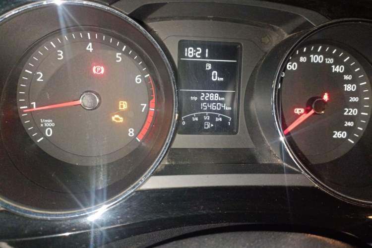 Used Volkswagen Sagitar 2015 1.6L Manual Comfort Model
