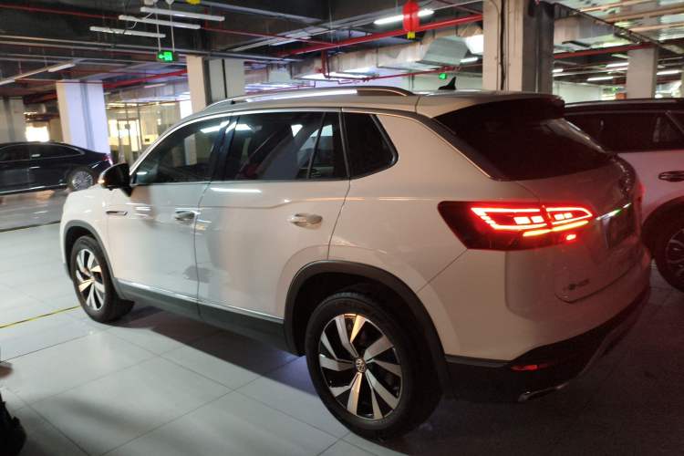 Used Volkswagen Tayron 2021 330TSI Two-Wheel Drive Luxury Smart Connectivity Version
