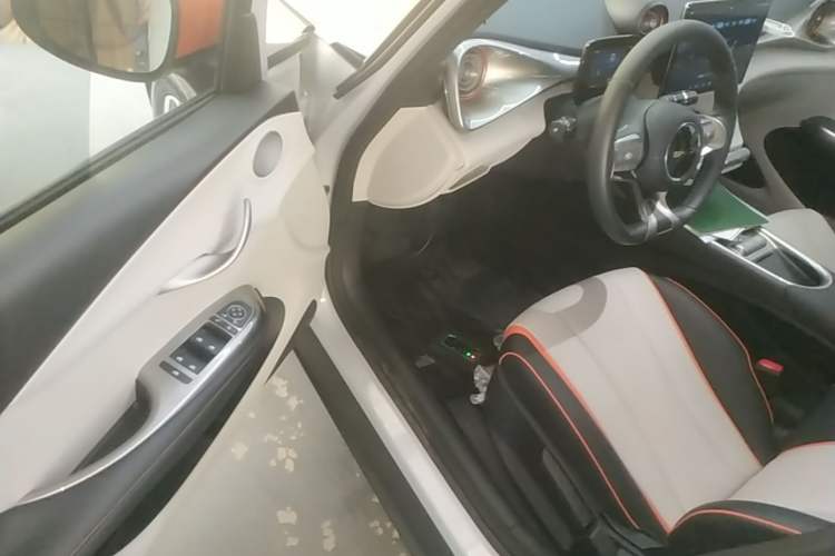 Used BYD Dolphin 2021 405 km Free Version
