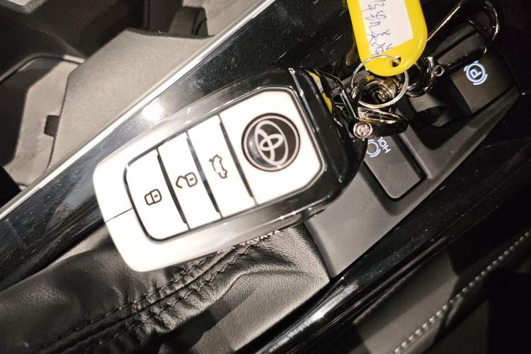 Used Toyota Camry 2026 Model 2.0S Sport Edition Vehicle Key