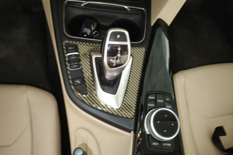 Used BMW 3 Series 2017 320Li M Sport Edition Gear Lever