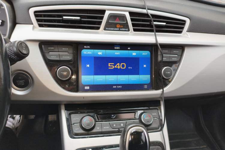 Used Geely Auto Emgrand X7 Sport 2016 1.8TD Automatic ZhiShang Model