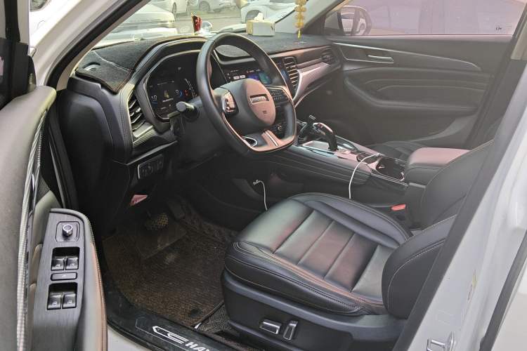 Used Haval F7x 2021 2.0T Two-Wheel Drive Smart & Trendy Edition
