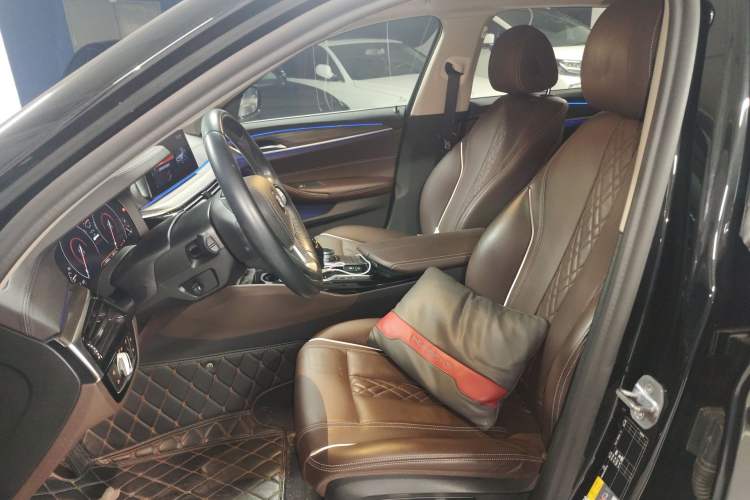 Used BMW 5 Series New Energy 2019 530Le Luxury Package Left Front Seat