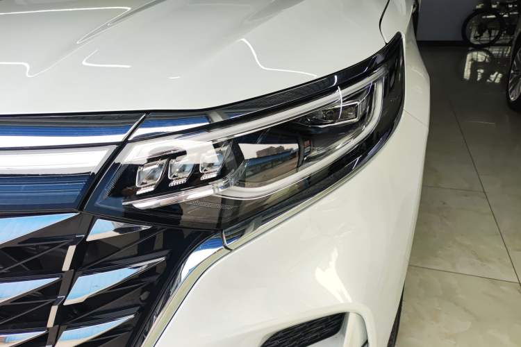 Used Roewe iMAX8 New Energy 2025 1.5T DMH Lu Zun Deluxe Edition Left Front Headlight