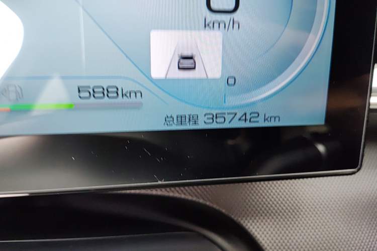 Used BYD Destroyer 05 2022 DM-i 120KM Flagship Model Odometer Close Up