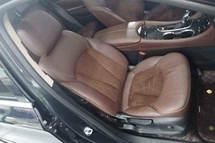 Used Buick Envision 2016 28T Four-Wheel Drive Elite Version