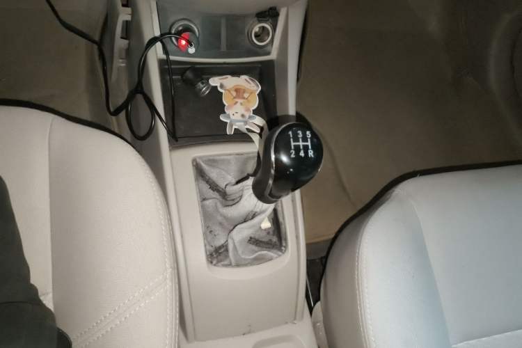 Used CHANGAN Alsvin V5 2012 1.5L Manual Dream Edition Gear Lever