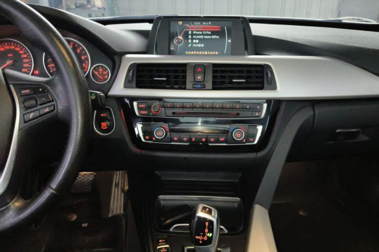 Used BMW 3 Series GT 2017 320i Sport Edition
