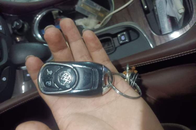 Used Buick Envision 2016 28T Four-Wheel Drive Elite Version