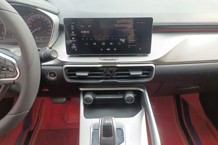 Used Geely Auto Coolray 2020 Facelift 240T DCT Hunter
